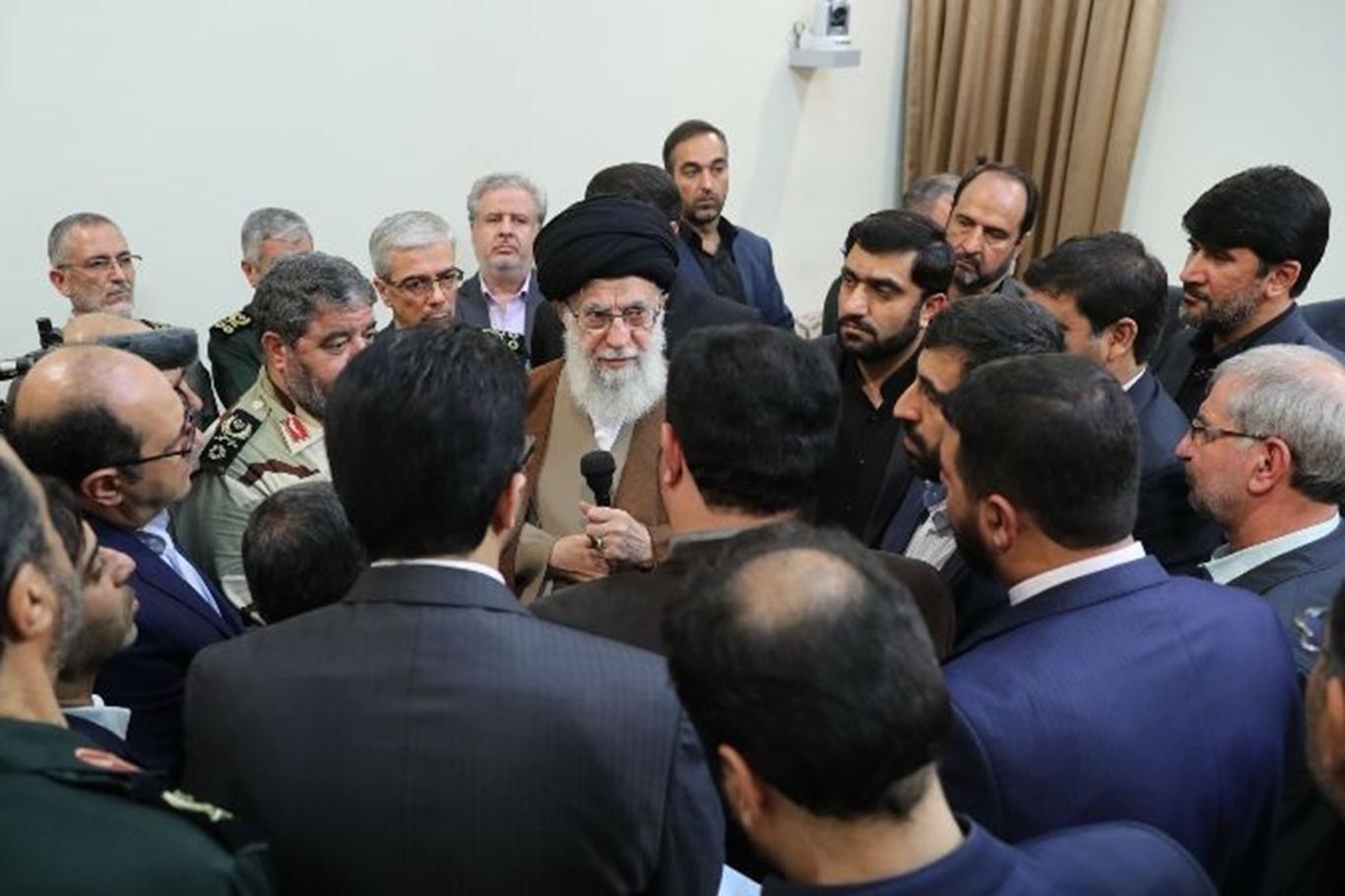 Ayetullah Hamaney: İran saldırılar karşısında hazırlıklı olmalı